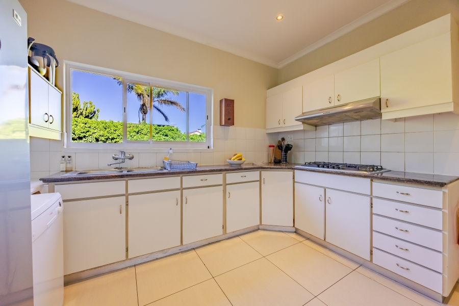 5 Bedroom Property for Sale in Milnerton Central Western Cape